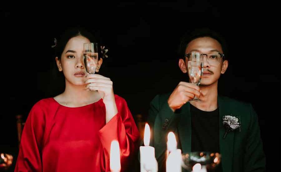 Saat Perempuan Memilih Jodoh, Pertimbangannya Apa Aja Sih? Ilustrasi sepasang kekasih