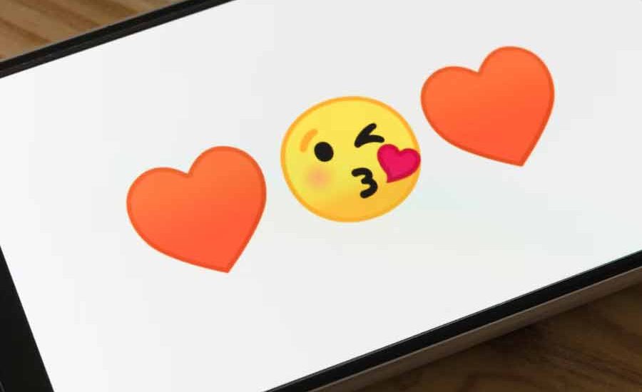 Mau Coba Aplikasi Kencan Online, Lakukan Langkah Ini Ilustrasi cari jodoh di internet