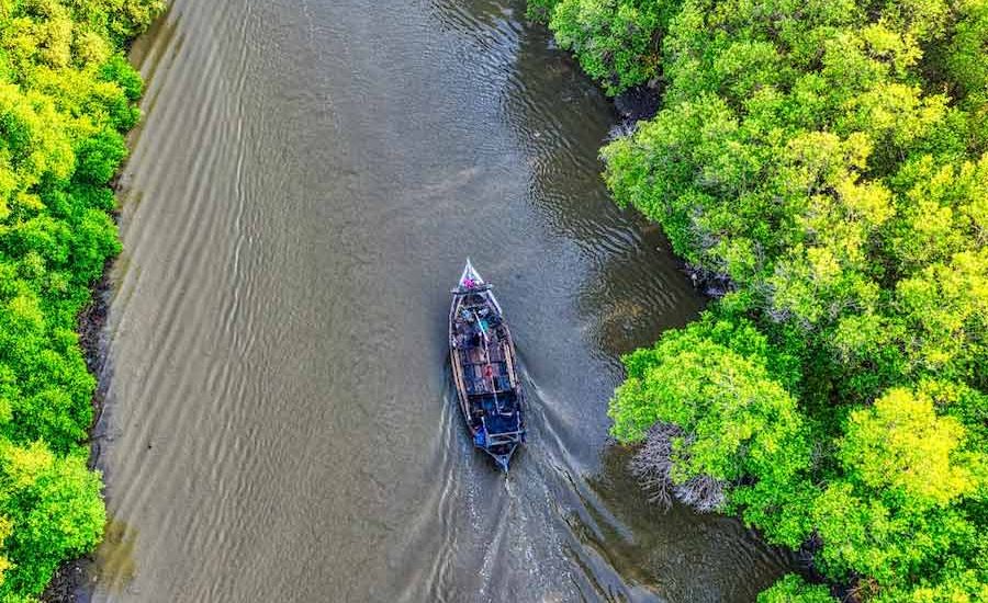 Mengisi Liburan dengan Berburu Hidden Gem, Seru! Hidden gem kadang harus dicari karena tak pernah muncul dalam kabar resmi dan sosial media (foto: Tom Fisk | pexels)