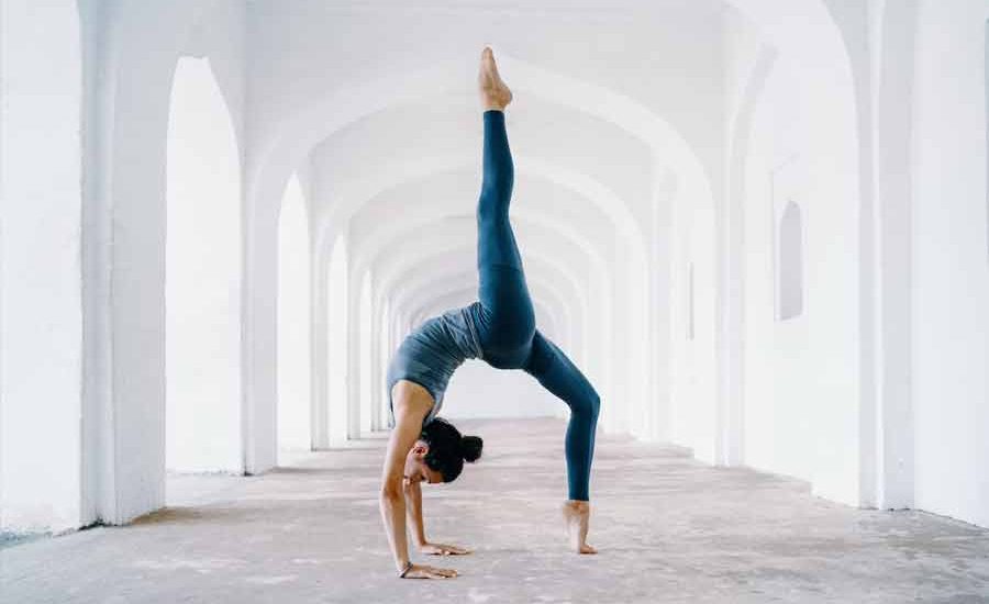 Catat, Risiko Penyakit Jantung pada Perempuan tidak Lebih Kecil daripada Pria Rutin berolah raga, salah satu cara terbaik untuk menghindarkan diri dari risiko penyakit jantung (foto: Oksana Taran | unsplash)